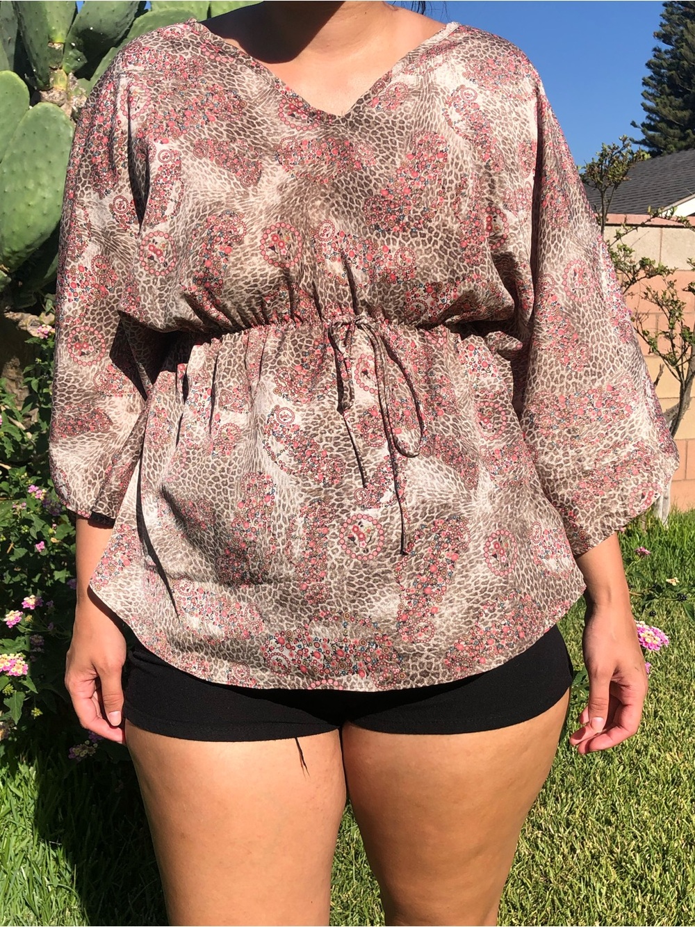 Leopard Jun & Min Blouse V-Neck Peasant Tunic Pink Taupe Paisley Print